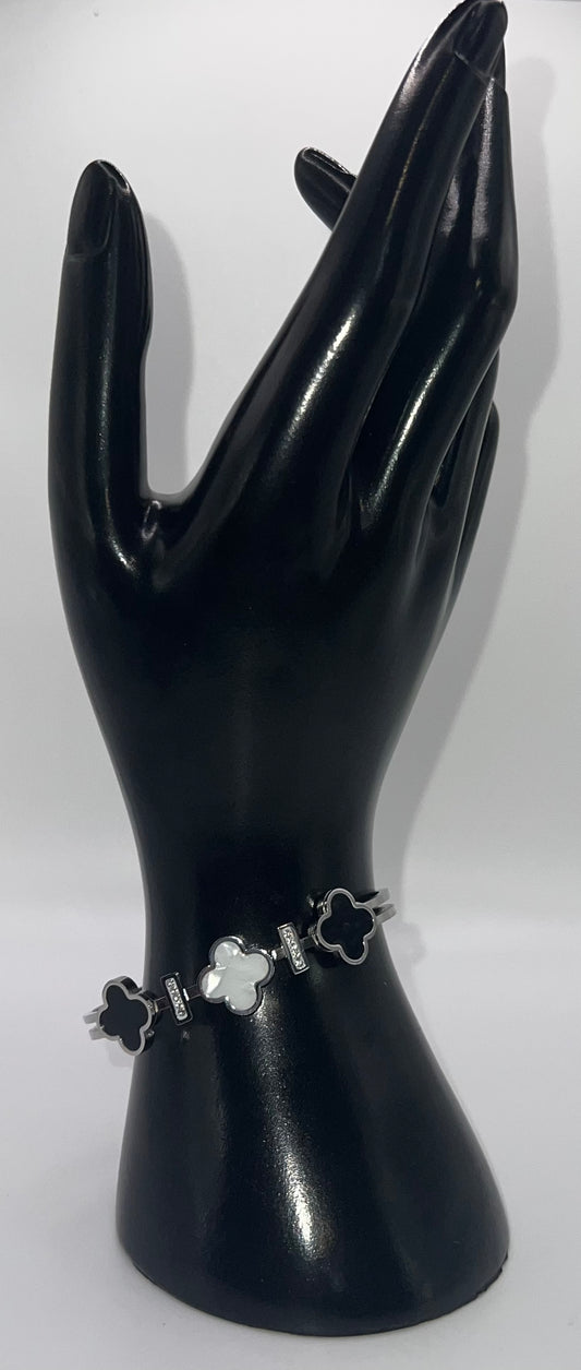 Clover bracelet- black and silver