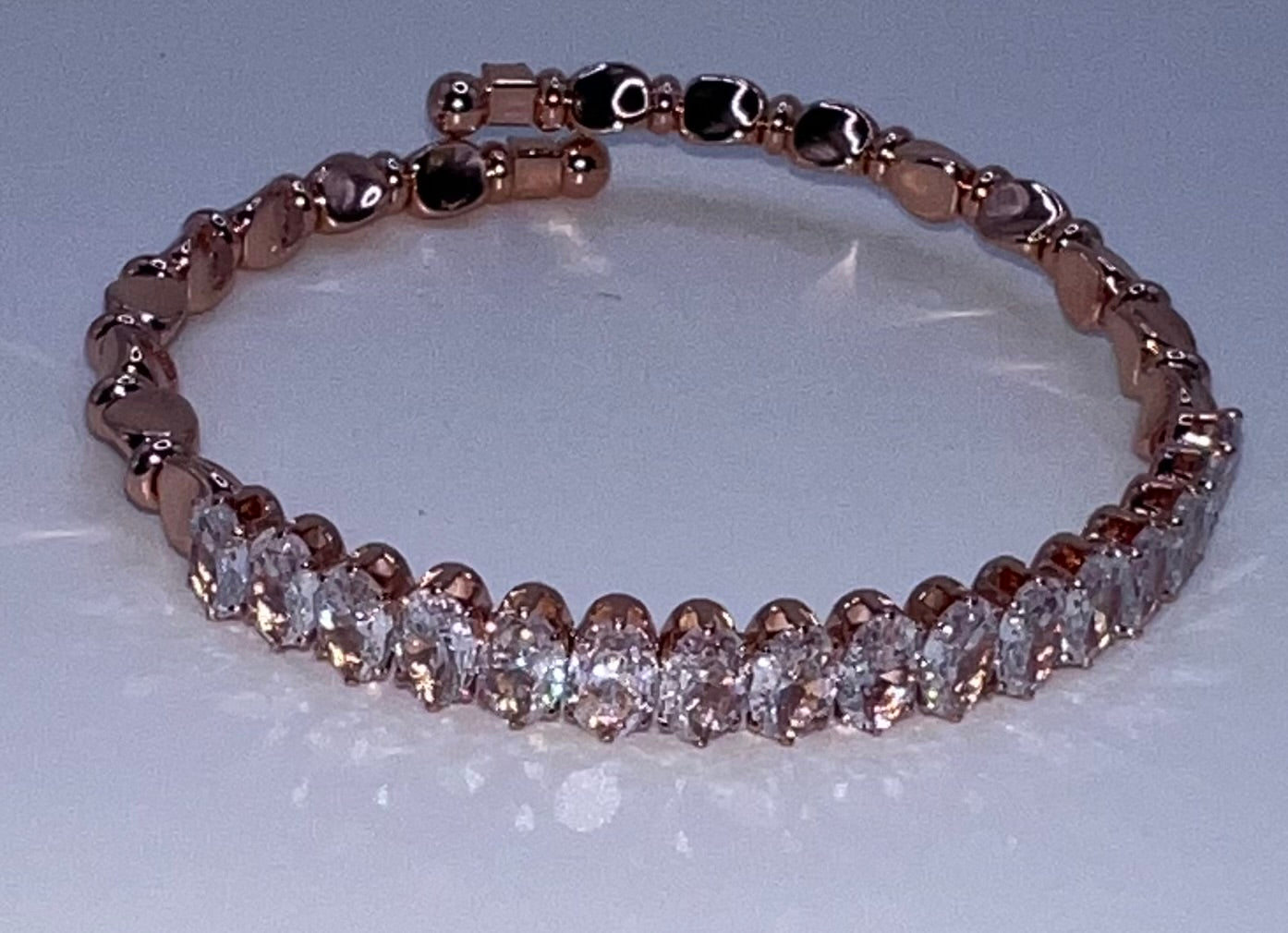 Primrose bracelet - rose gold