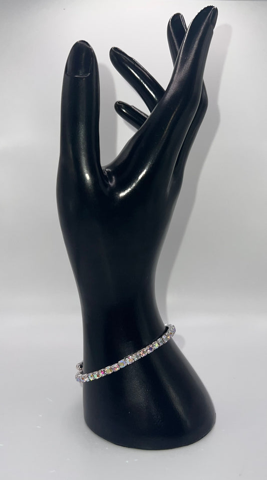 Gracie bracelet- iridescent ￼