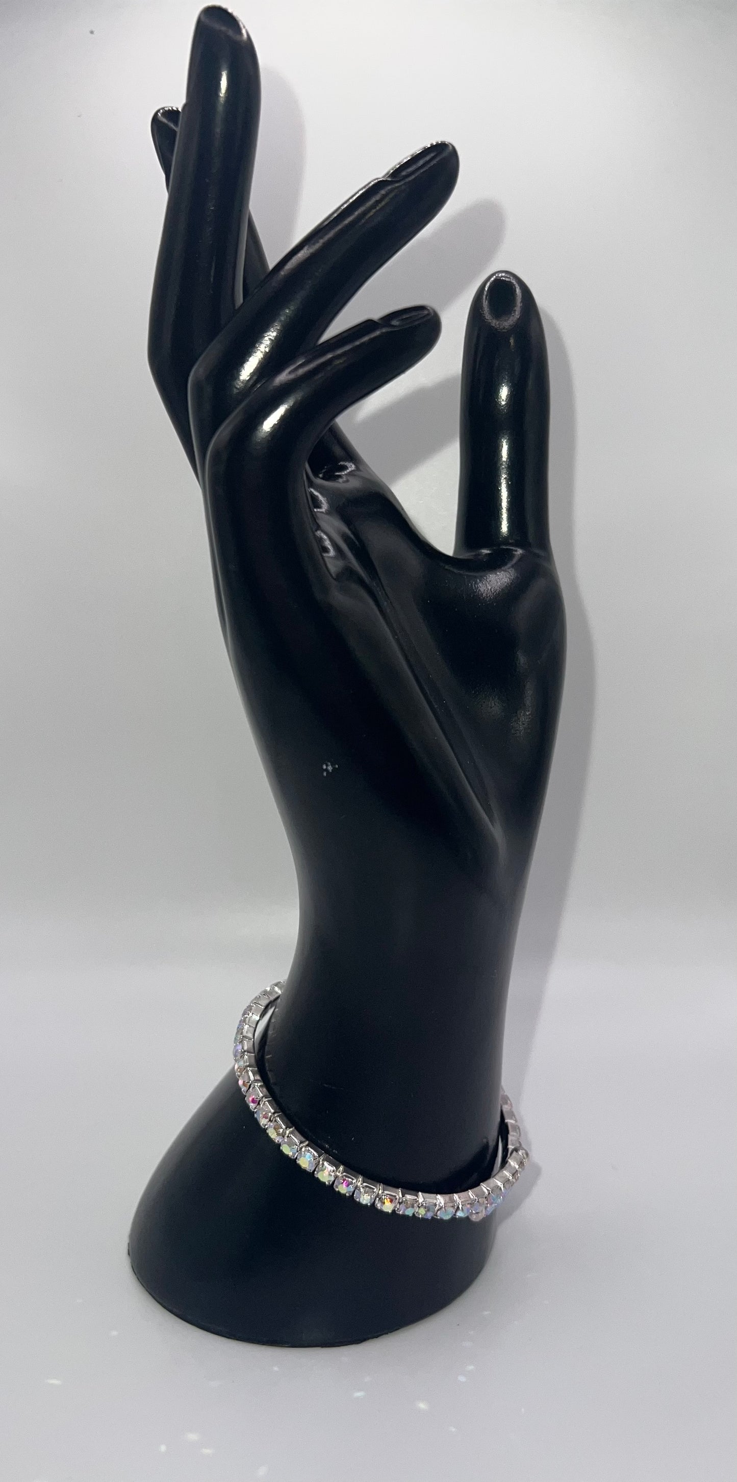 Gracie bracelet- iridescent ￼