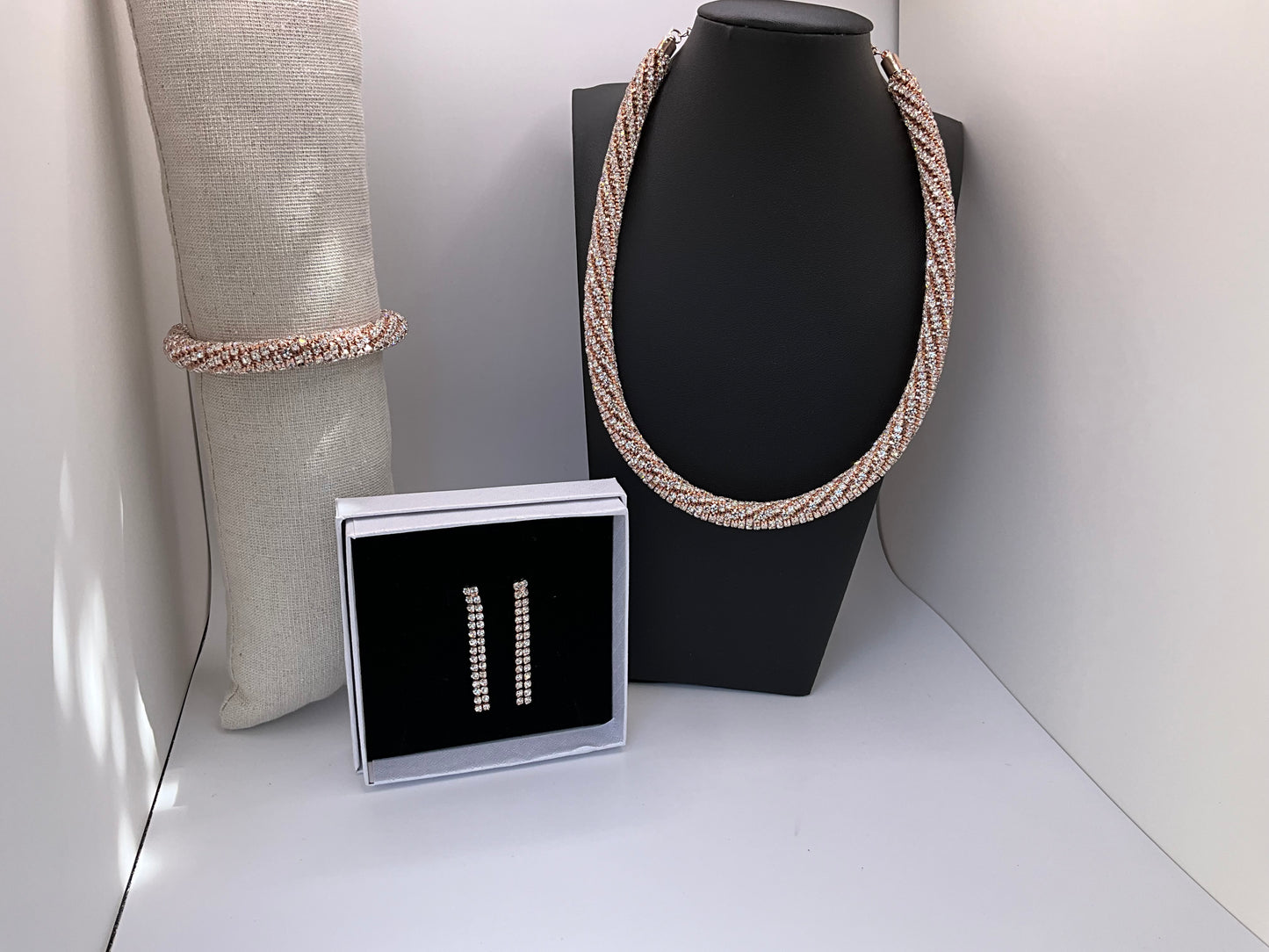 Twist Diamanté Jewellery